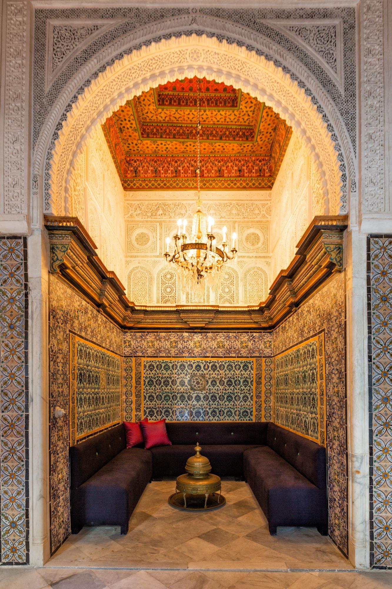 Palais Bayram Hotel Tunis Bagian luar foto